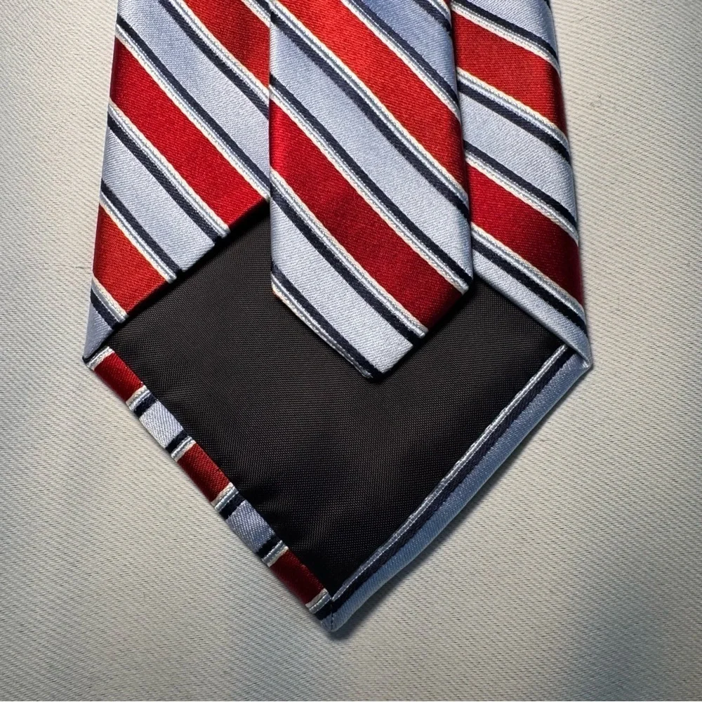 Croft & Barrow Silk Tie Red and Light Blue Striped preppy, formal, office
